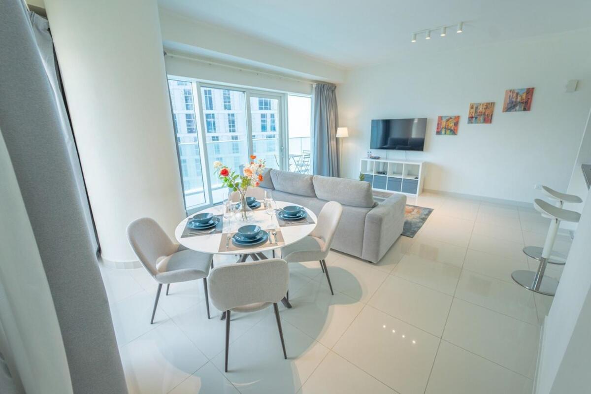 Aws Homes - Unique Views At Damac Heights * دبي